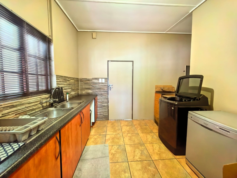 5 Bedroom Property for Sale in Sasolburg Ext 23 Free State